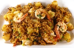 Thai pineapple rice with shrimp
